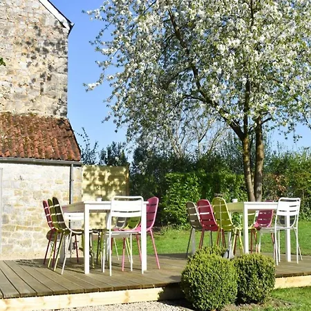 Holiday home Attractive In Near Centre Gerin