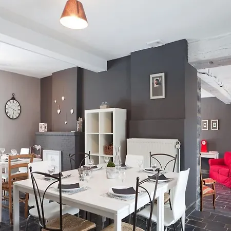 Attractive In Near Centre Дом отдыха