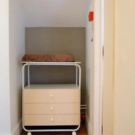 Attractive In Near Centre * Gerin